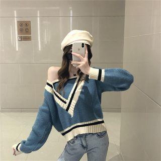 Off-shoulder Contrast Knit Top