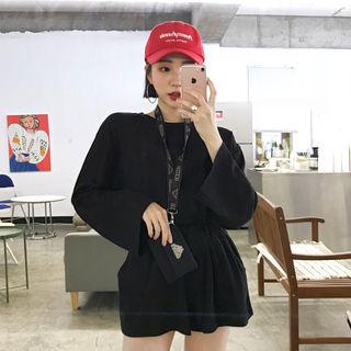 Set: Long-sleeve T-shirt + Sweat Shorts