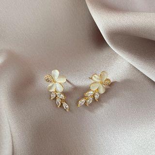 Cat Eye Stone Flower Earring 1 Pair - One Size