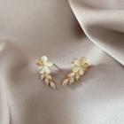 Cat Eye Stone Flower Earring 1 Pair - One Size
