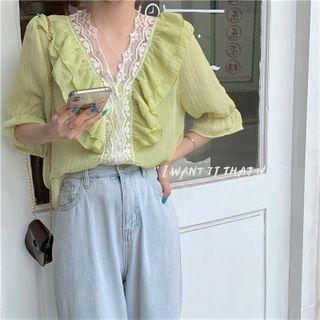 Bell-sleeve V-neck Lace Trim Blouse Green - One Size