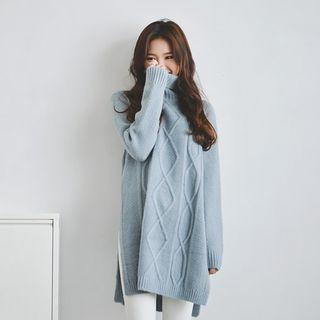Turtle-neck Long Cable-knit Sweater