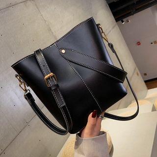 Set: Plain Faux Leather Bucket Bag + Pouch