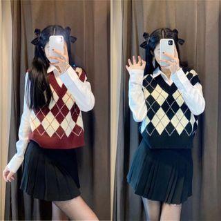 V-neck Argyle Sweater Vest / Long-sleeve Plain Shirt / High-waist Plain Pleated Skirt