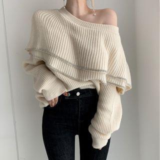 Contrast Stitching Ruffled Sweater