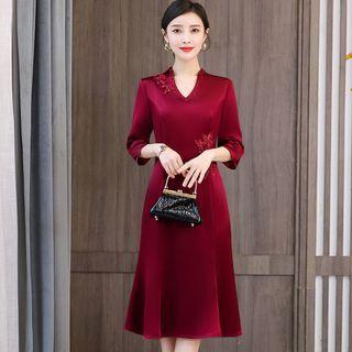 3/4-sleeve Applique Midi A-line Dress