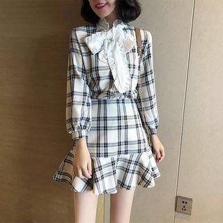 Set: Plaid Blouse + A-line Skirt