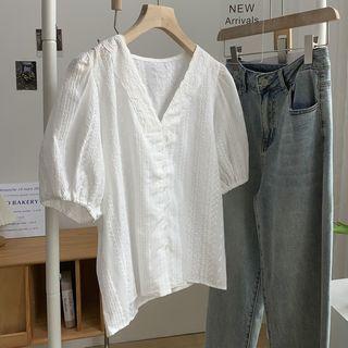 Short-sleeve V-neck Embroidered Blouse White - One Size