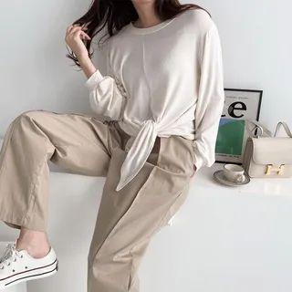 Tie-front Dip-back T-shirt