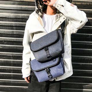 Oxford Flap Messenger Bag