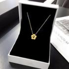 Alloy Flower Pendant Necklace X142 - Gold - One Size