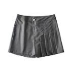 Asymmetric Pleated Wide-leg Shorts