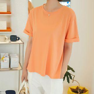 Round-neck Pleated Back Top