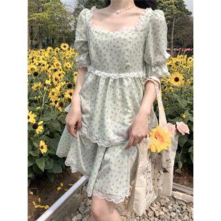 Bell-sleeve Floral Print Layered A-line Dress