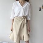 Elbow-sleeve V-neck Blouse / A-line Wrap Skirt