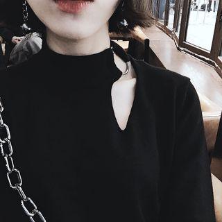 Cutout Mock-neck Short-sleeve T-shirt