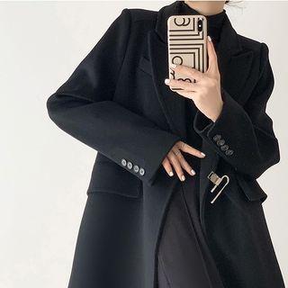 Hook-closure Long Coat