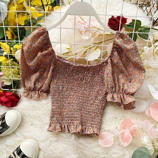 Balloon-sleeve Floral Print Smocked Blouse