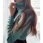 Turtle-neck Faux-pearl Knit Top