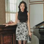 Crew-neck Sleeveless Lace-panel Top