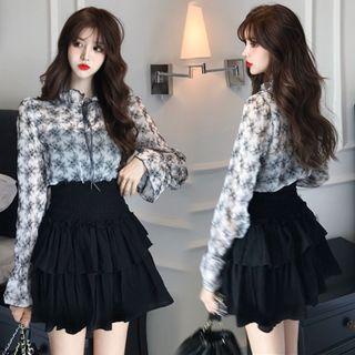 Flower Blouse / Layered Skirt