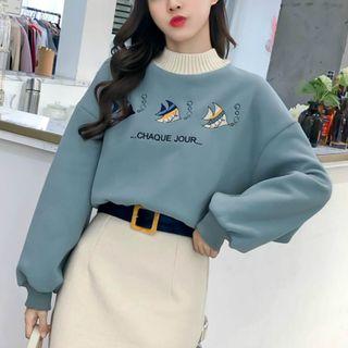 Embroidered Sweatshirt / Midi Fitted Skirt / Set