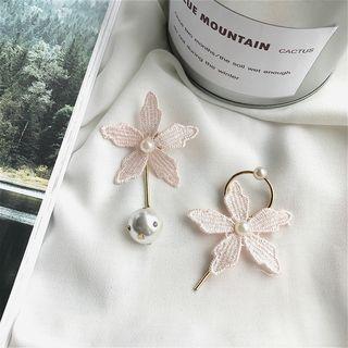 Flower Non-matching Drop Earring
