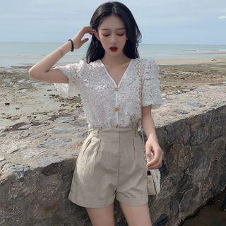 Applique Short-sleeve Top Flower - Top - One Size