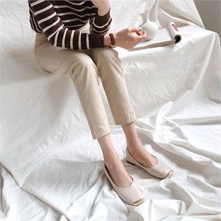 Metallic-toe Flats