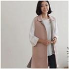 Collar-detail Dual-pocket Vest