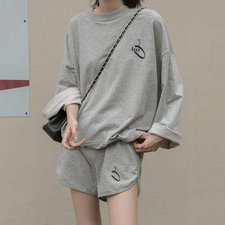 Embroidered Pullover / Shorts