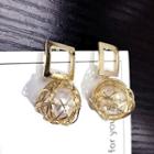 Perforated Ear Stud Gold - One Size