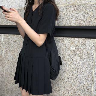 Long-sleeve Pleated A-line Dress Black - One Size