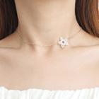 Faux Pearl Star Choker Gold - One Size