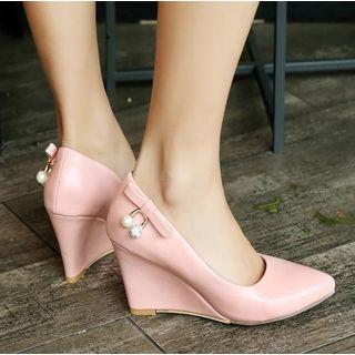 Pointed Toe Wedge Pumps