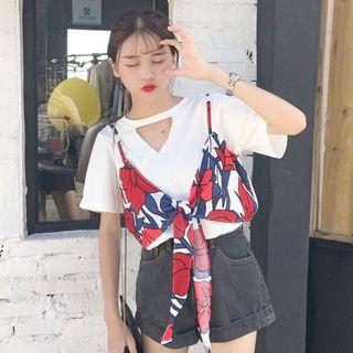 Panel Keyhole Neck Short-sleeve T-shirt