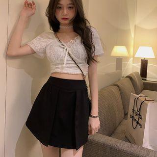 Short-sleeve Drawstring Lace Cropped Top / High-waist Plain Skirt