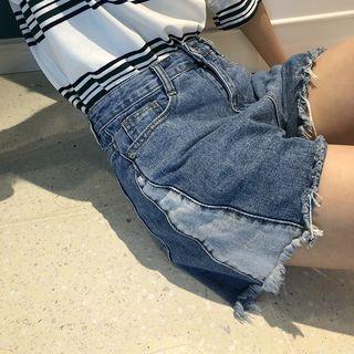Frayed Hem Wide-leg Denim Shorts