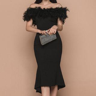 Fluffy Off-shoulder Ruffle Hem Midi Sheath Dress