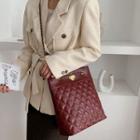 Chain Strap Quilted Tote Bag