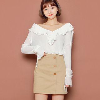 Long-sleeve Ruffled Pleated Top