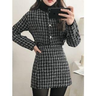 Round-neck Cropped Tweed Jacket