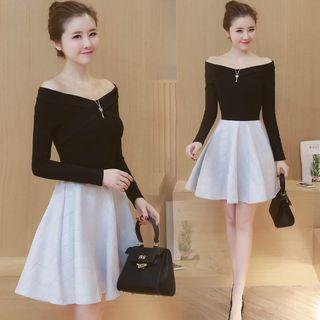 Color Panel Off Shoulder Long Sleeve Dress