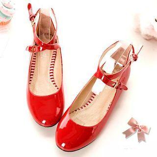 Round-toe Patent Belted Flat Shoes