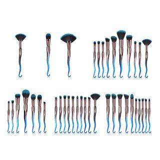 Set Of 7 / 10: Makeup Brush With Wavy Hook Handle