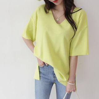 Short-sleeve Dip-back Lightweigth Knit Top