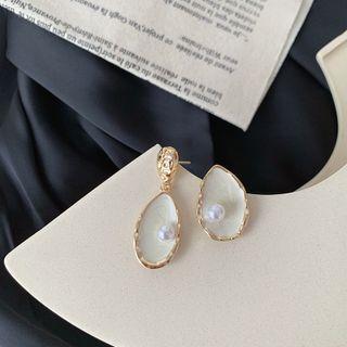 Shell Faux Pearl Asymmetrical Alloy Earring