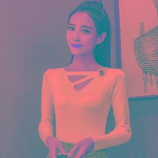 V-neck Knit Sweatshirt