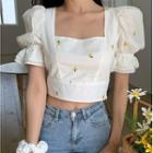 Square-neck Small Daisy Embroidered Short-sleeve Blouse