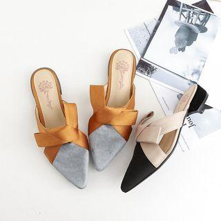 Color Block Low Heel Pointed Mules
